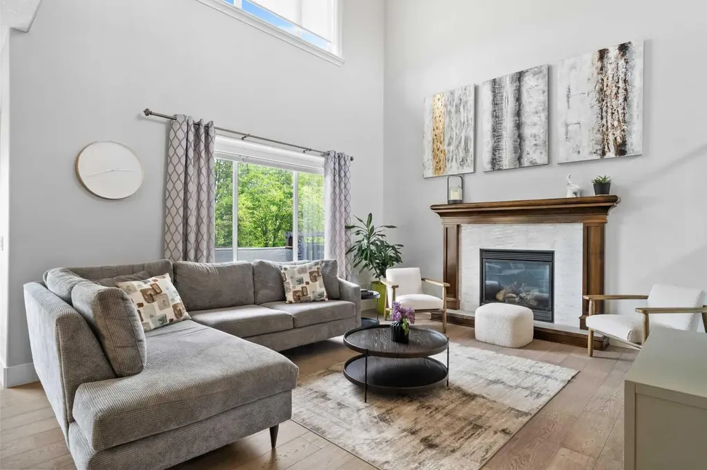 108 Coopers Grove SW Airdrie AB T4B 0G4