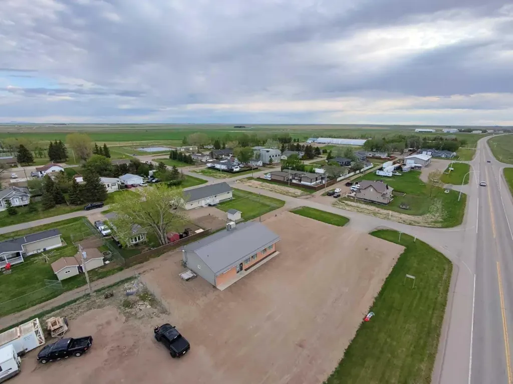 406 1 Street S Grassy Lake AB T0K 0Z0