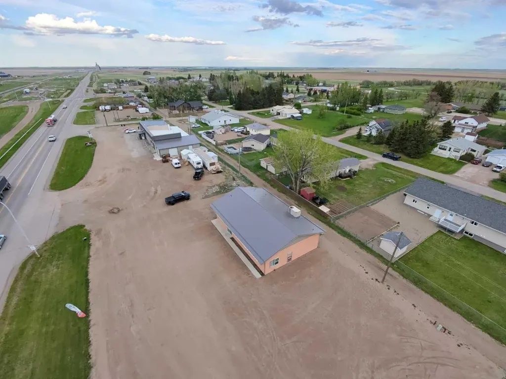406 1 Street S Grassy Lake AB T0K 0Z0