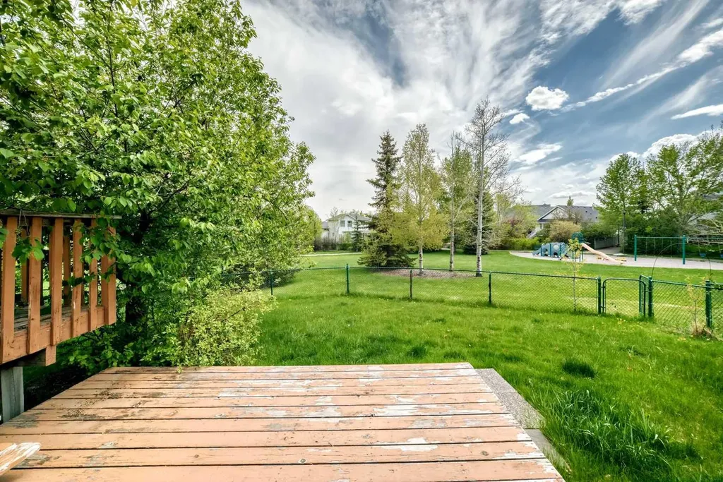 177 Douglas Glen Heath SE Calgary AB T2Z 2N1