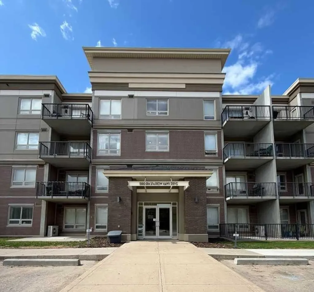 204 Sparrow Hawk Drive Fort Mcmurray AB T9K0P1
