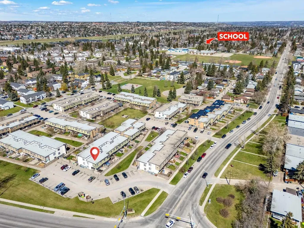 3809 45 Street SW Calgary AB T3E 3H4