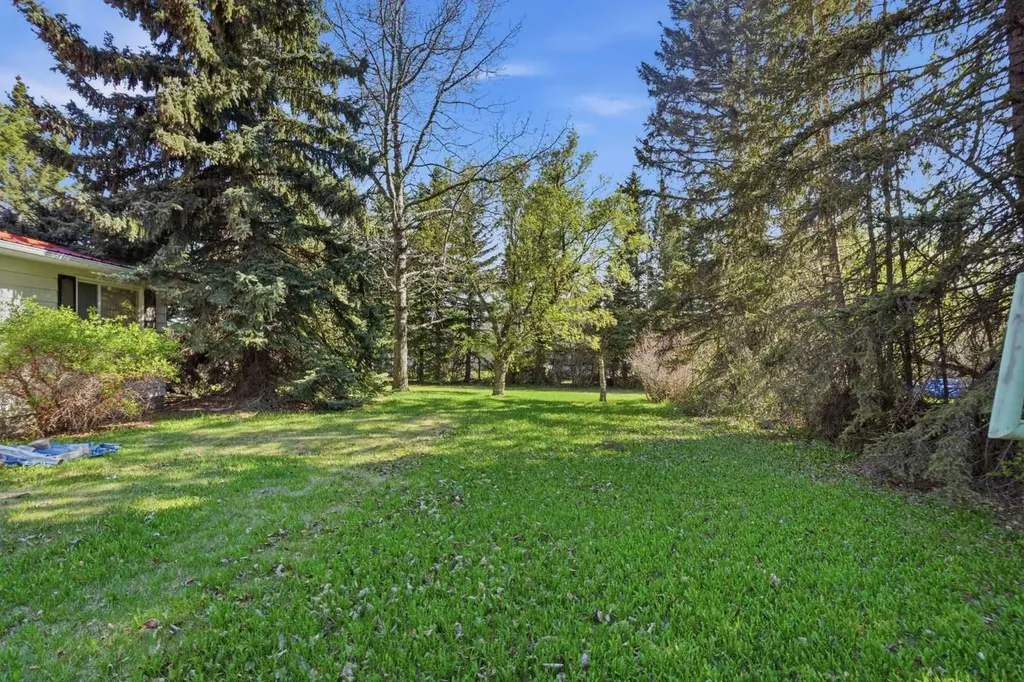 5139 Highway 27 Rural Mountain View County AB T0M 1X0