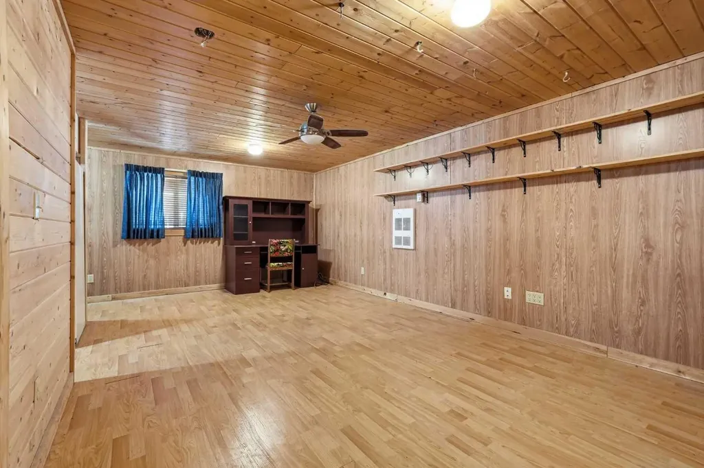 5139 Highway 27 Rural Mountain View County AB T0M 1X0