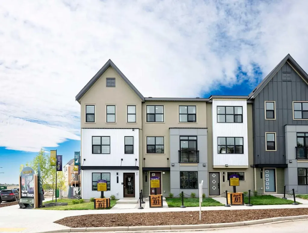 437 Alpine Avenue SW Calgary AB T2Y 0Z8