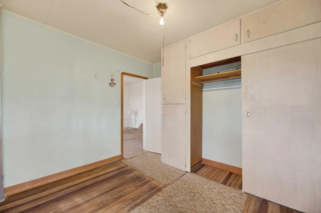 1701 18 Avenue Didsbury AB T0M 0W0