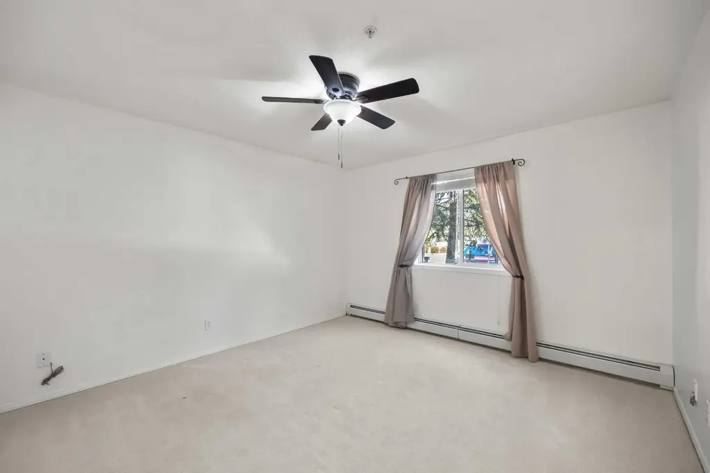 20 Harvest Rose Park NE Calgary AB T3K 4Z1