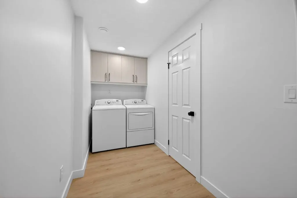 215 Del Ray Road NE Calgary AB T1Y 6V9