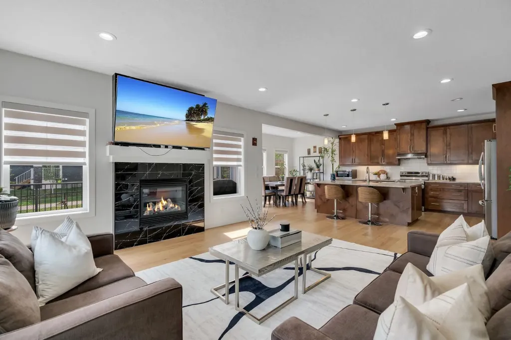 71 Canals Close SW Airdrie AB T4B 0S6