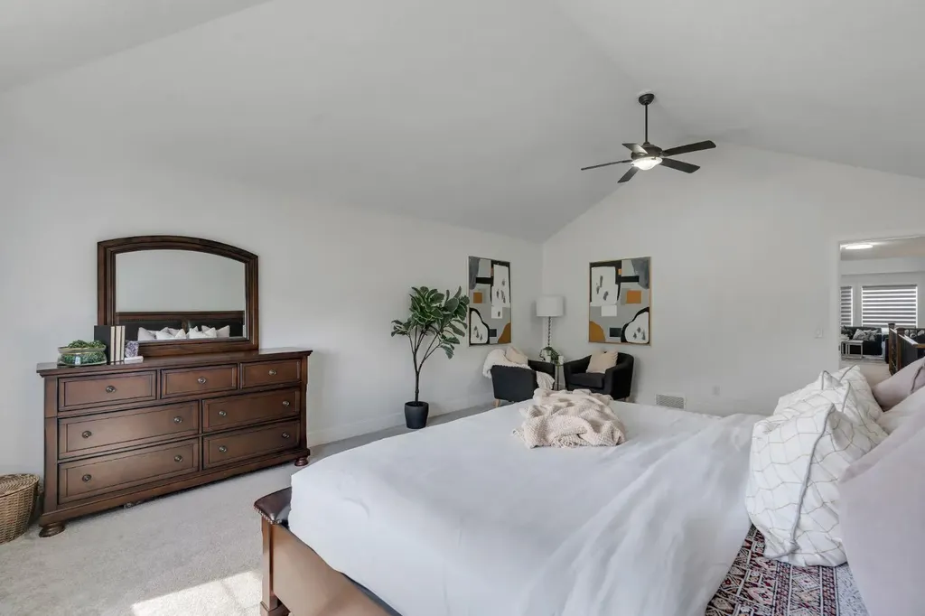 71 Canals Close SW Airdrie AB T4B 0S6