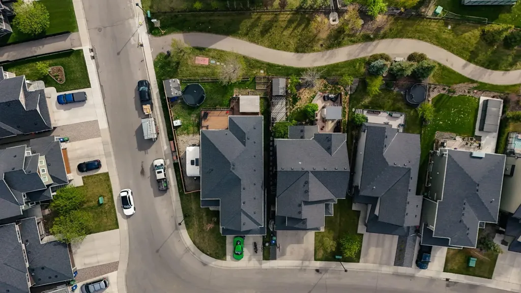 71 Canals Close SW Airdrie AB T4B 0S6