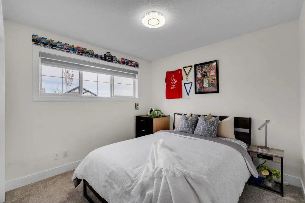 71 Canals Close SW Airdrie AB T4B 0S6