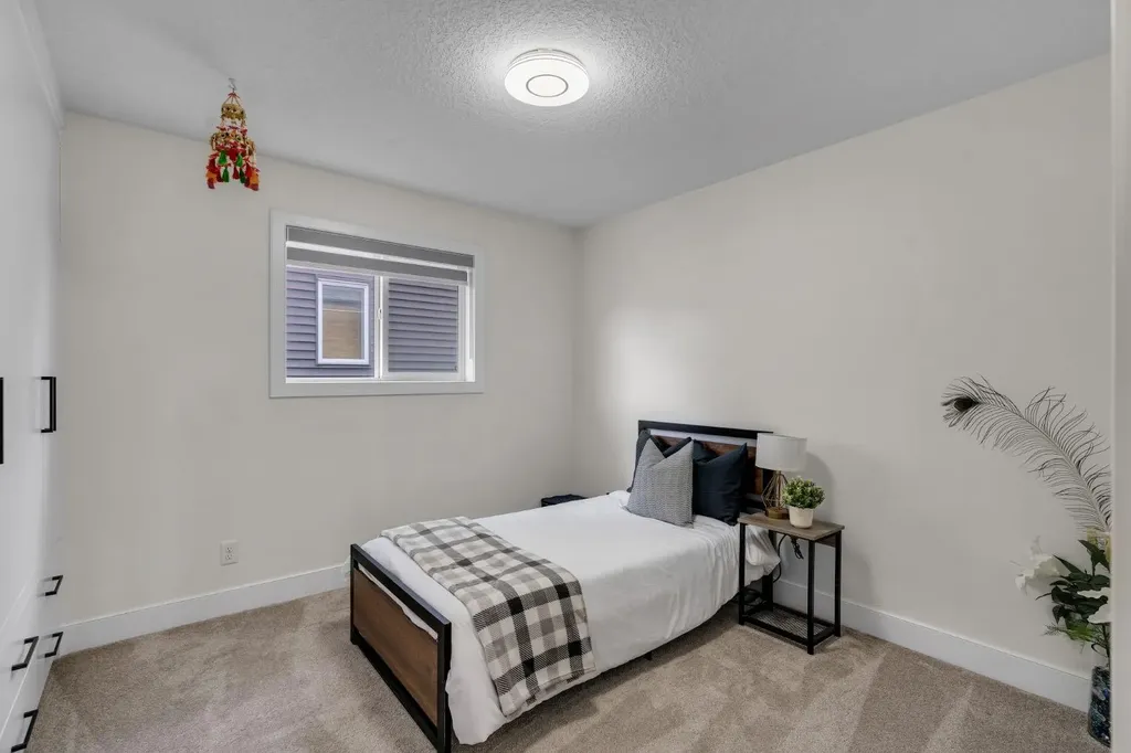 71 Canals Close SW Airdrie AB T4B 0S6