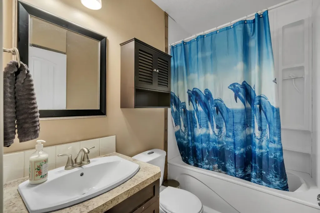 71 Canals Close SW Airdrie AB T4B 0S6