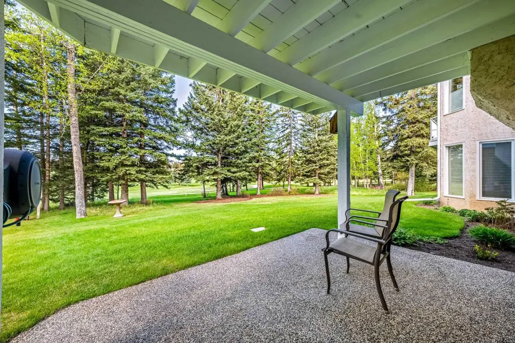 15 Sunrise Way Priddis Greens AB T0L 1W3