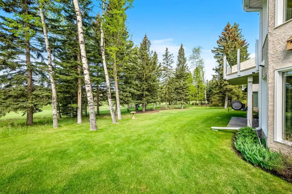 15 Sunrise Way Priddis Greens AB T0L 1W3