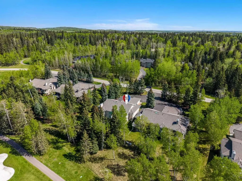 15 Sunrise Way Priddis Greens AB T0L 1W3