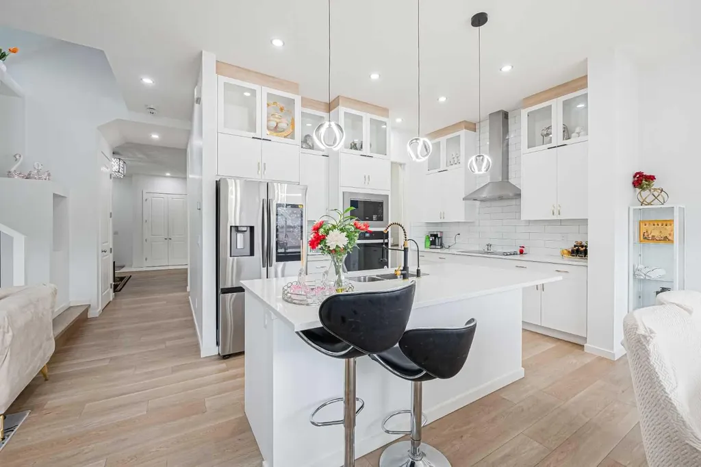 2325 Lancaster Heights SE Airdrie AB T4A 3P3