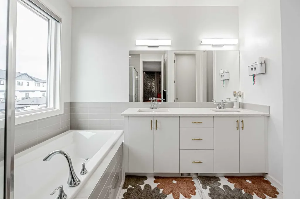 2325 Lancaster Heights SE Airdrie AB T4A 3P3