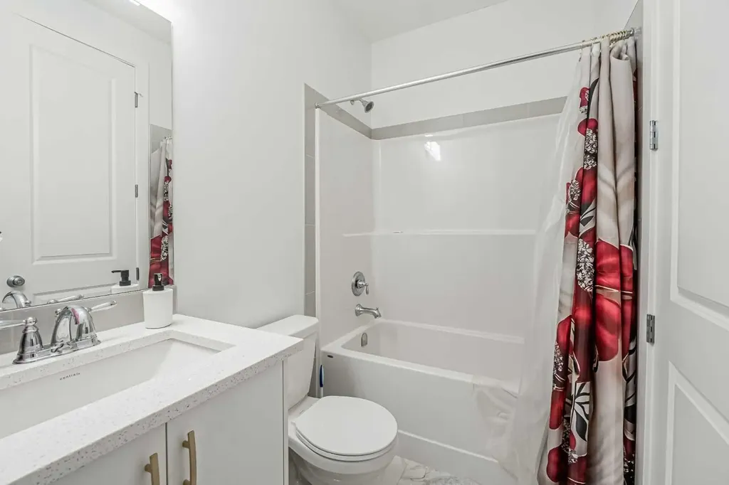 2325 Lancaster Heights SE Airdrie AB T4A 3P3