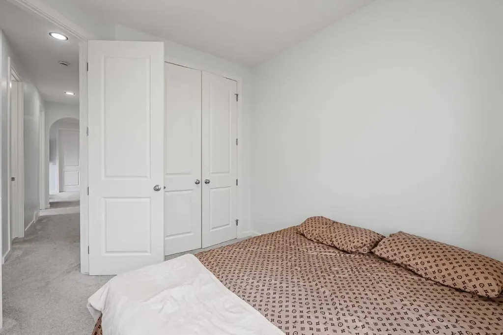2325 Lancaster Heights SE Airdrie AB T4A 3P3