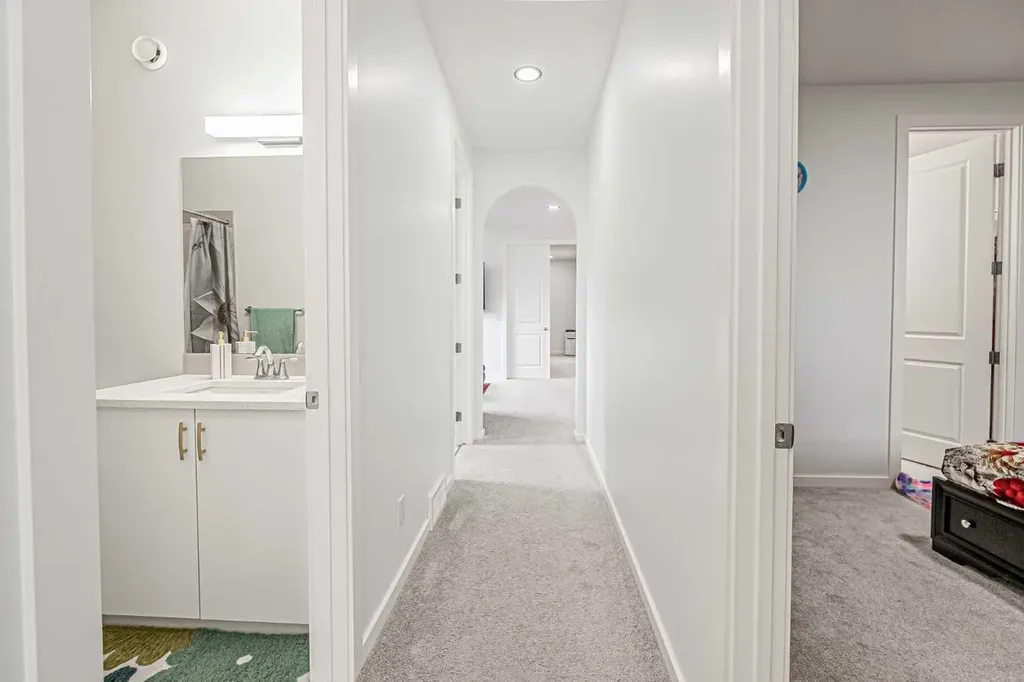 2325 Lancaster Heights SE Airdrie AB T4A 3P3