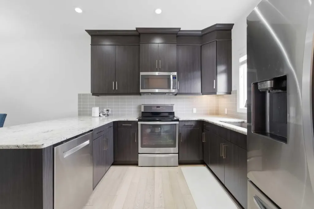 254 Redstone Drive NE Calgary AB T3N 0N3
