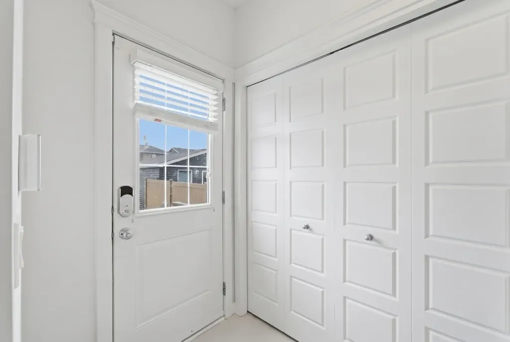 254 Redstone Drive NE Calgary AB T3N 0N3