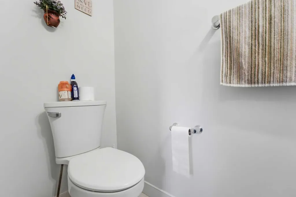254 Redstone Drive NE Calgary AB T3N 0N3