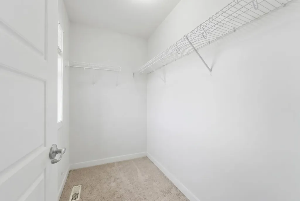 254 Redstone Drive NE Calgary AB T3N 0N3
