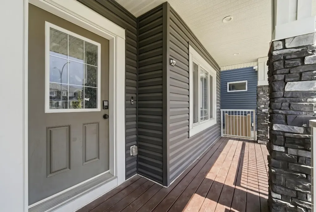 254 Redstone Drive NE Calgary AB T3N 0N3