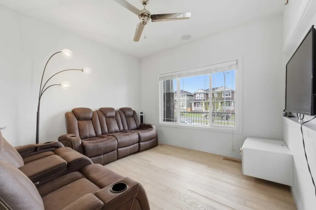 254 Redstone Drive NE Calgary AB T3N 0N3