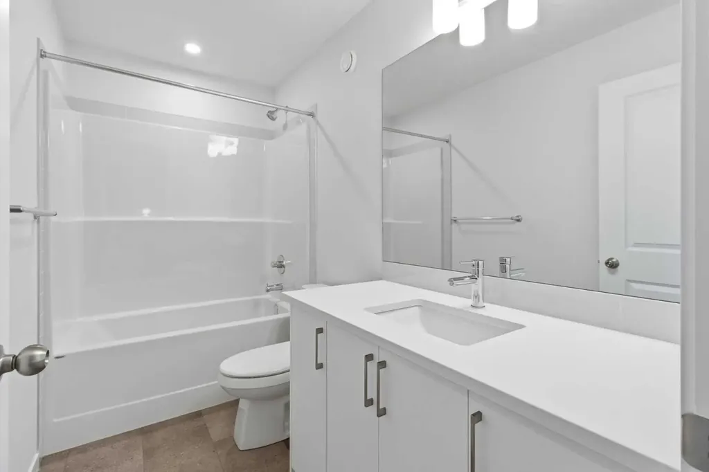 199 Annette Landing NW Calgary AB T3R 2K2