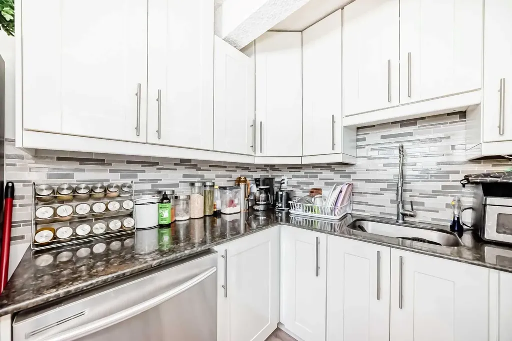 5520 1 Avenue SE Calgary AB T7A 5Z7
