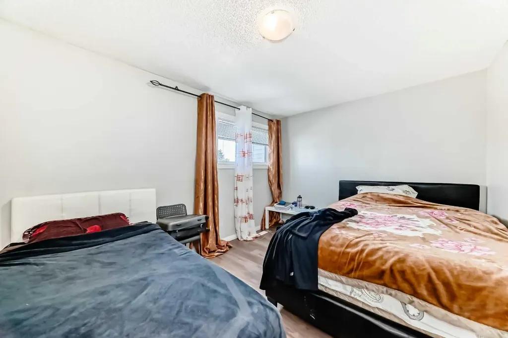 5520 1 Avenue SE Calgary AB T7A 5Z7