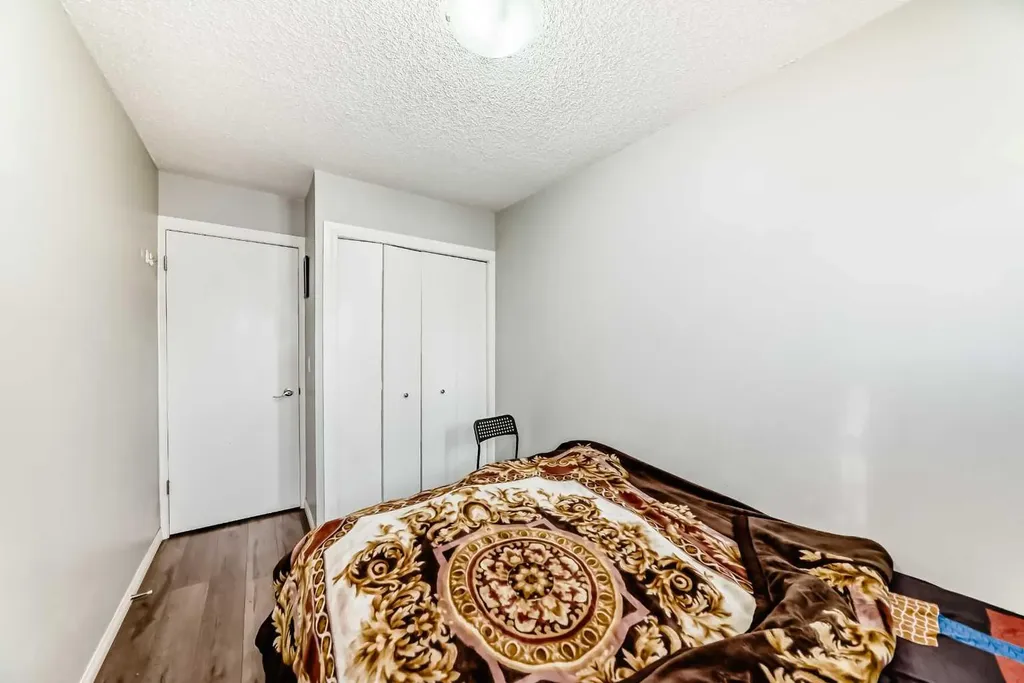 5520 1 Avenue SE Calgary AB T7A 5Z7