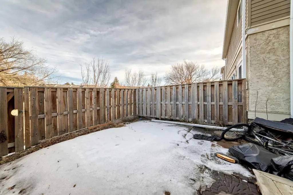 5520 1 Avenue SE Calgary AB T7A 5Z7