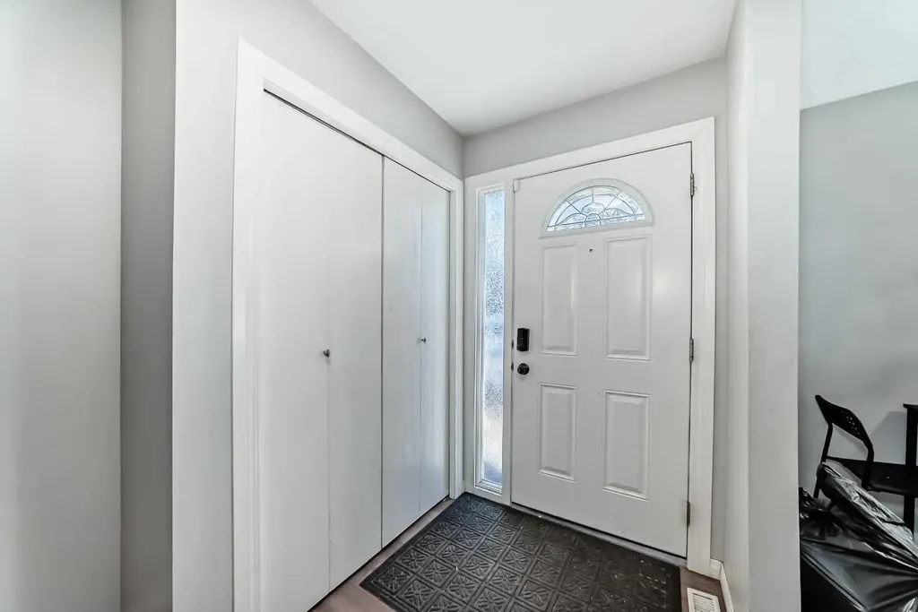 5520 1 Avenue SE Calgary AB T7A 5Z7