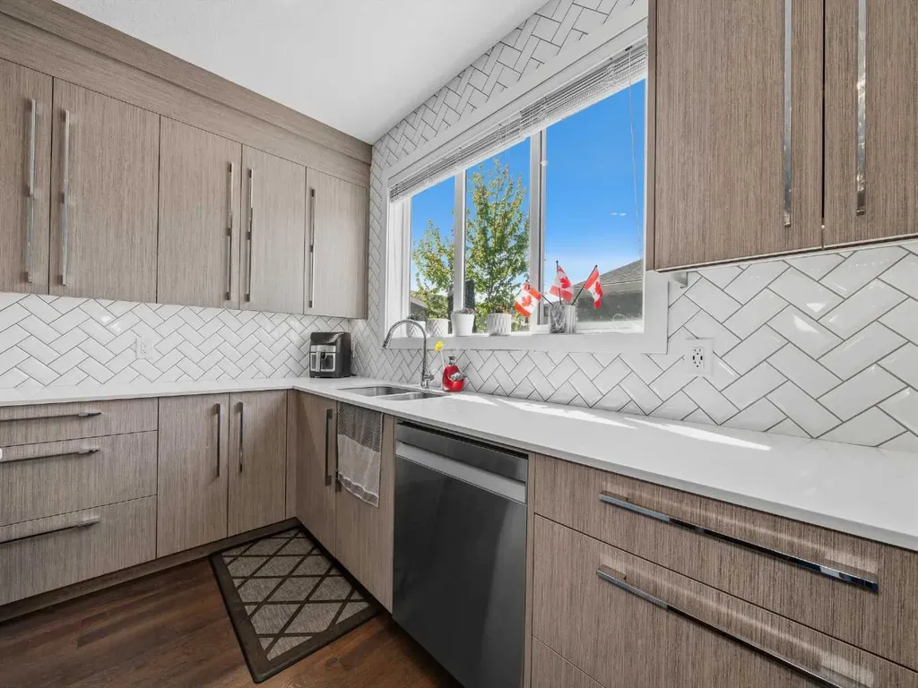 153 Chelsea Drive Chestermere AB T1X 1Z2