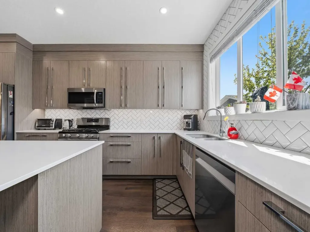 153 Chelsea Drive Chestermere AB T1X 1Z2