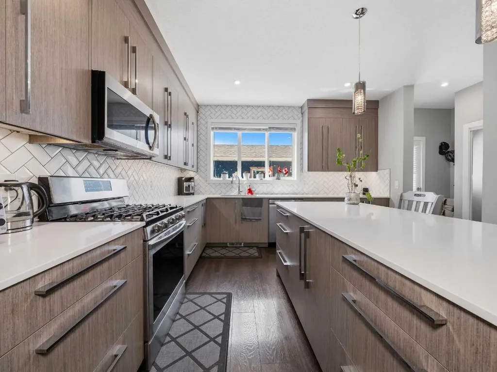 153 Chelsea Drive Chestermere AB T1X 1Z2