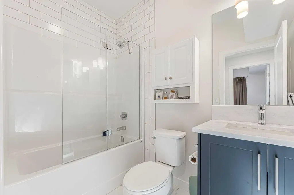 12572 Crestmont Boulevard SW Calgary AB T3B6J5