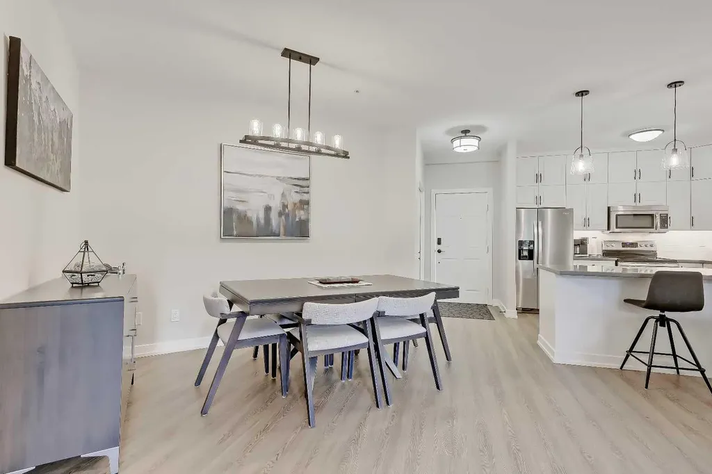 2419 Erlton Road SW Calgary AB T2S 3B8