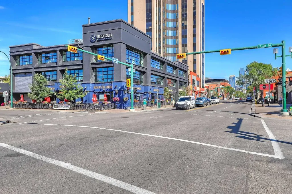 2419 Erlton Road SW Calgary AB T2S 3B8