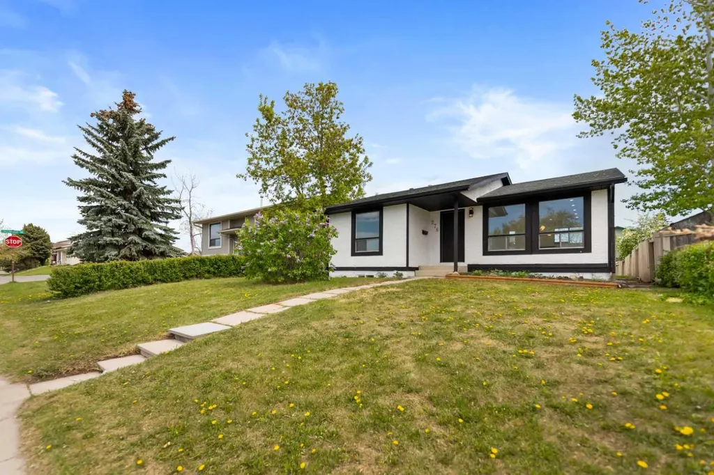 276 Fallswater Road NE Calgary AB T3J 1B3