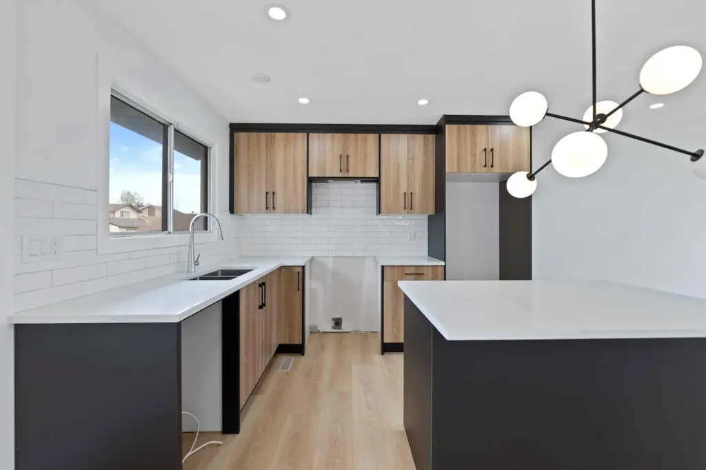 276 Fallswater Road NE Calgary AB T3J 1B3