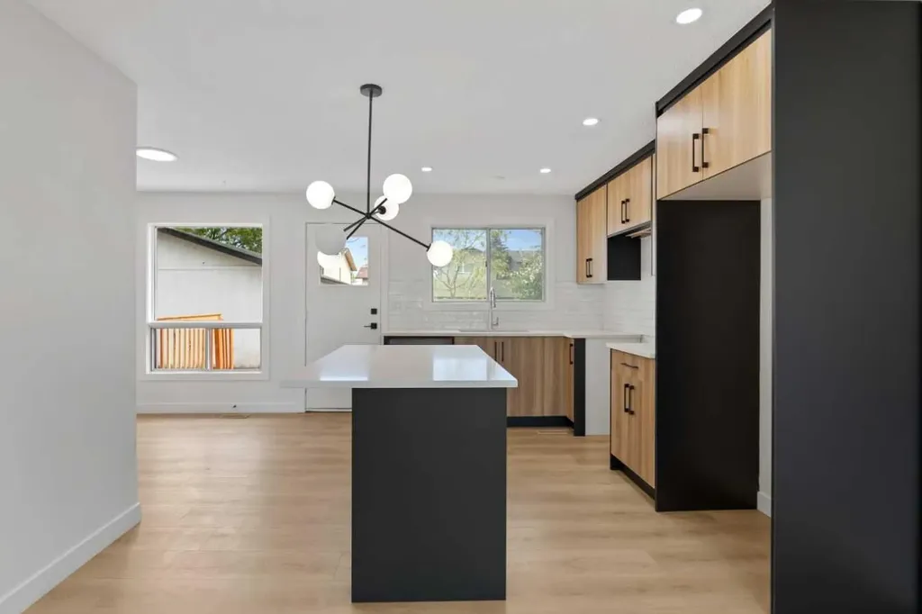 276 Fallswater Road NE Calgary AB T3J 1B3