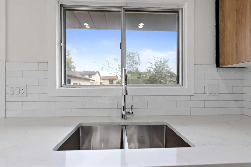 276 Fallswater Road NE Calgary AB T3J 1B3