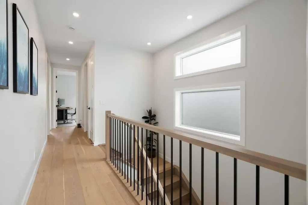 1141 Renfrew Drive NE Calgary AB T2E 5H9
