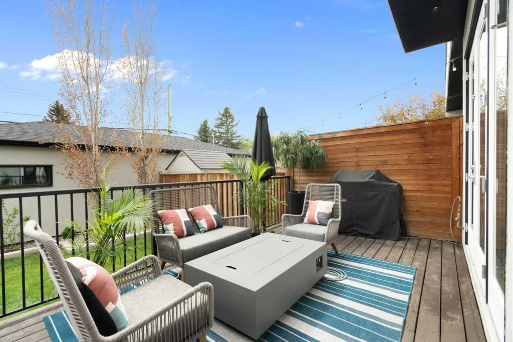1141 Renfrew Drive NE Calgary AB T2E 5H9
